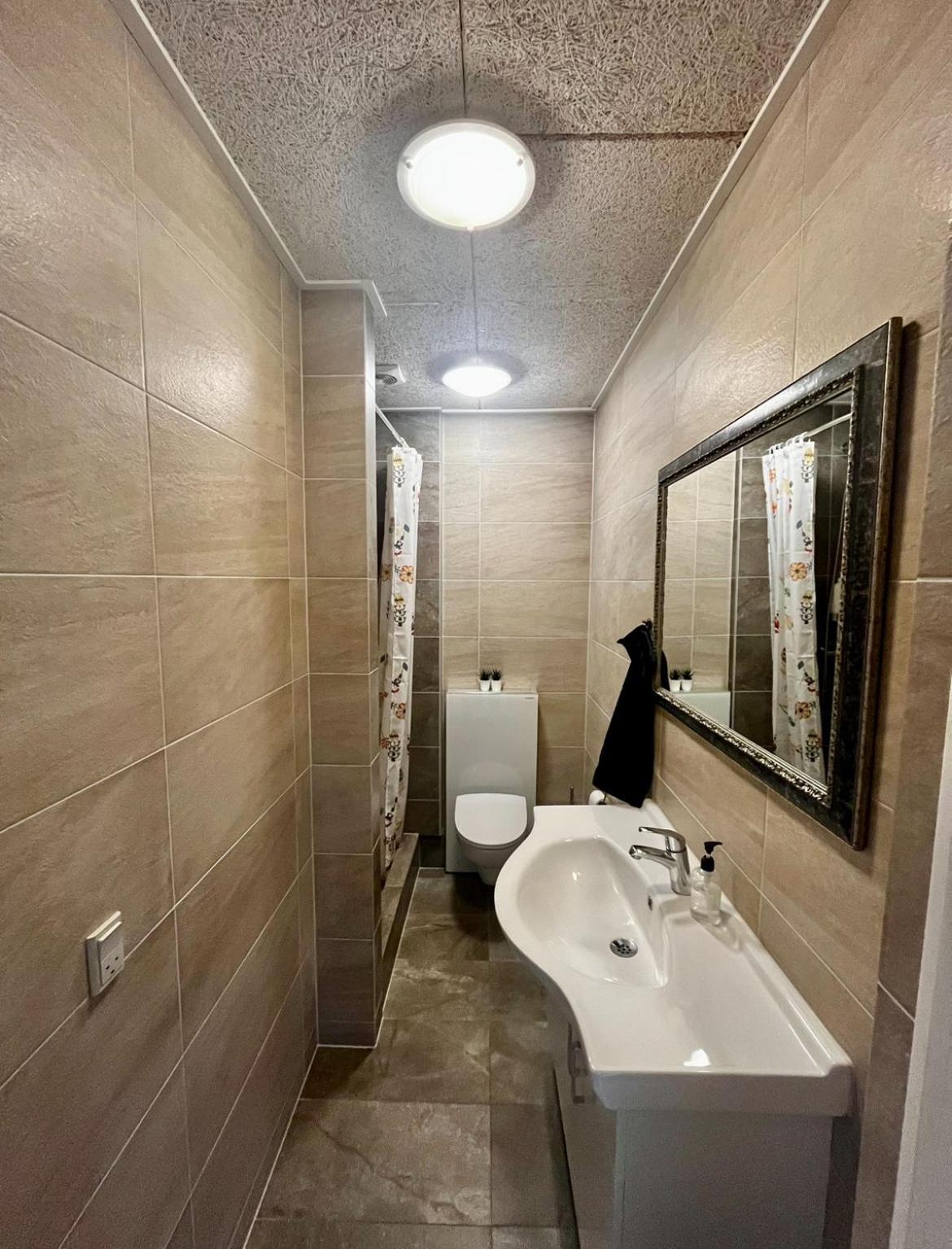 Barneys Rooms Hundige Eksteriør bilde